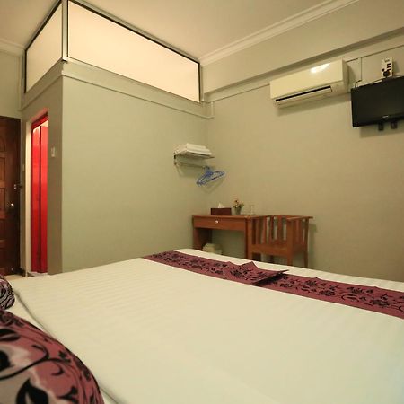 Myit Sone Hotel Mandalaj Kültér fotó