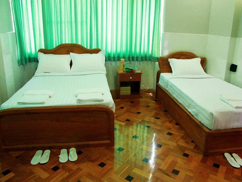 Myit Sone Hotel Mandalaj Kültér fotó