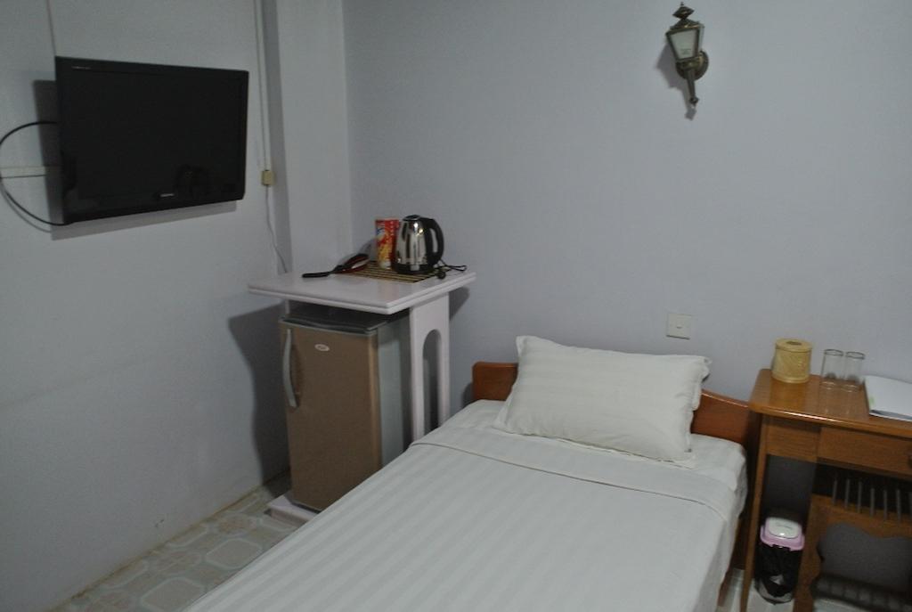Myit Sone Hotel Mandalaj Kültér fotó