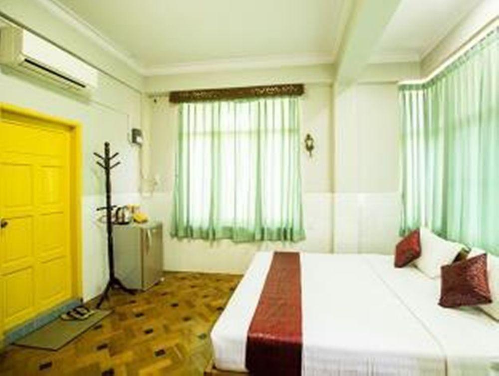 Myit Sone Hotel Mandalaj Kültér fotó