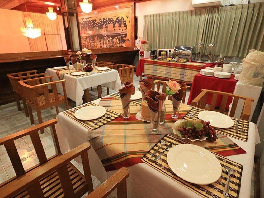 Myit Sone Hotel Mandalaj Kültér fotó