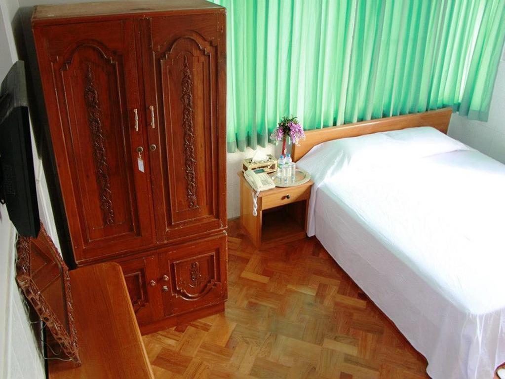Myit Sone Hotel Mandalaj Kültér fotó
