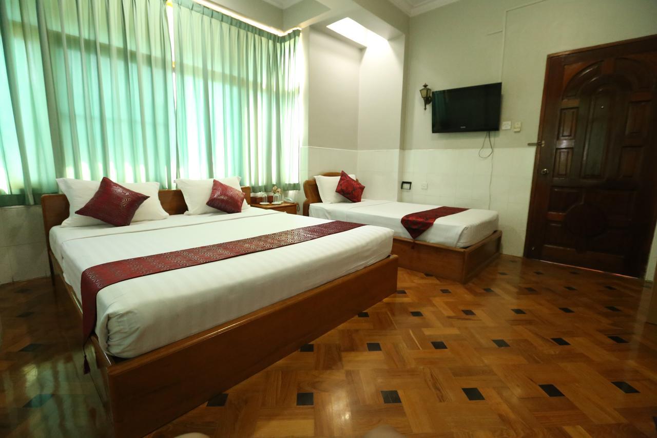 Myit Sone Hotel Mandalaj Kültér fotó