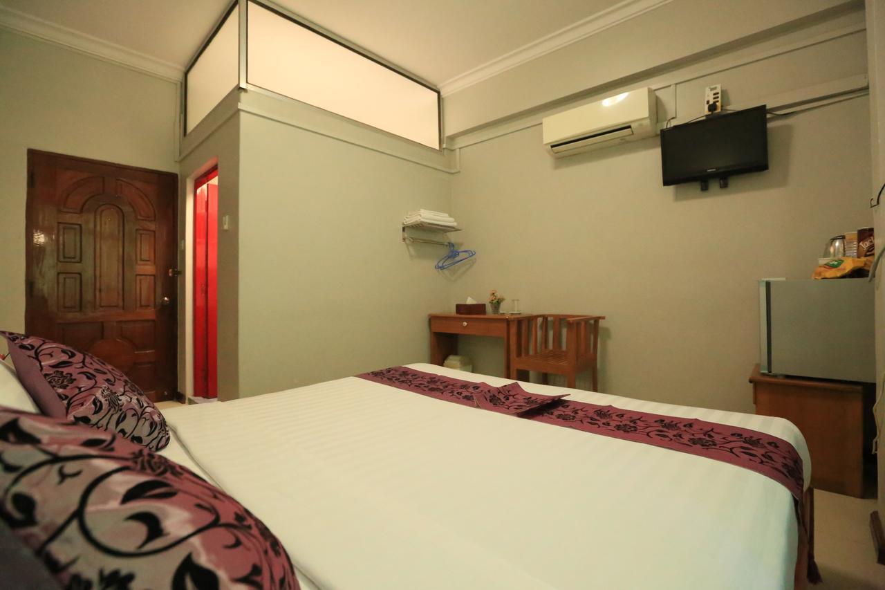 Myit Sone Hotel Mandalaj Kültér fotó